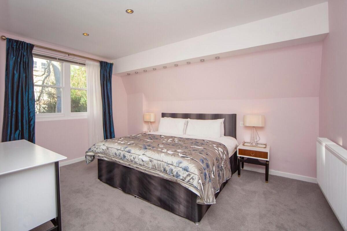 ※ Spacious Georgian Coach House & With Parking Bath Buitenkant foto