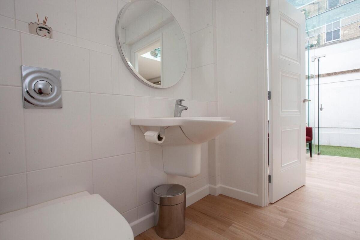 ※ Spacious Georgian Coach House & With Parking Bath Buitenkant foto