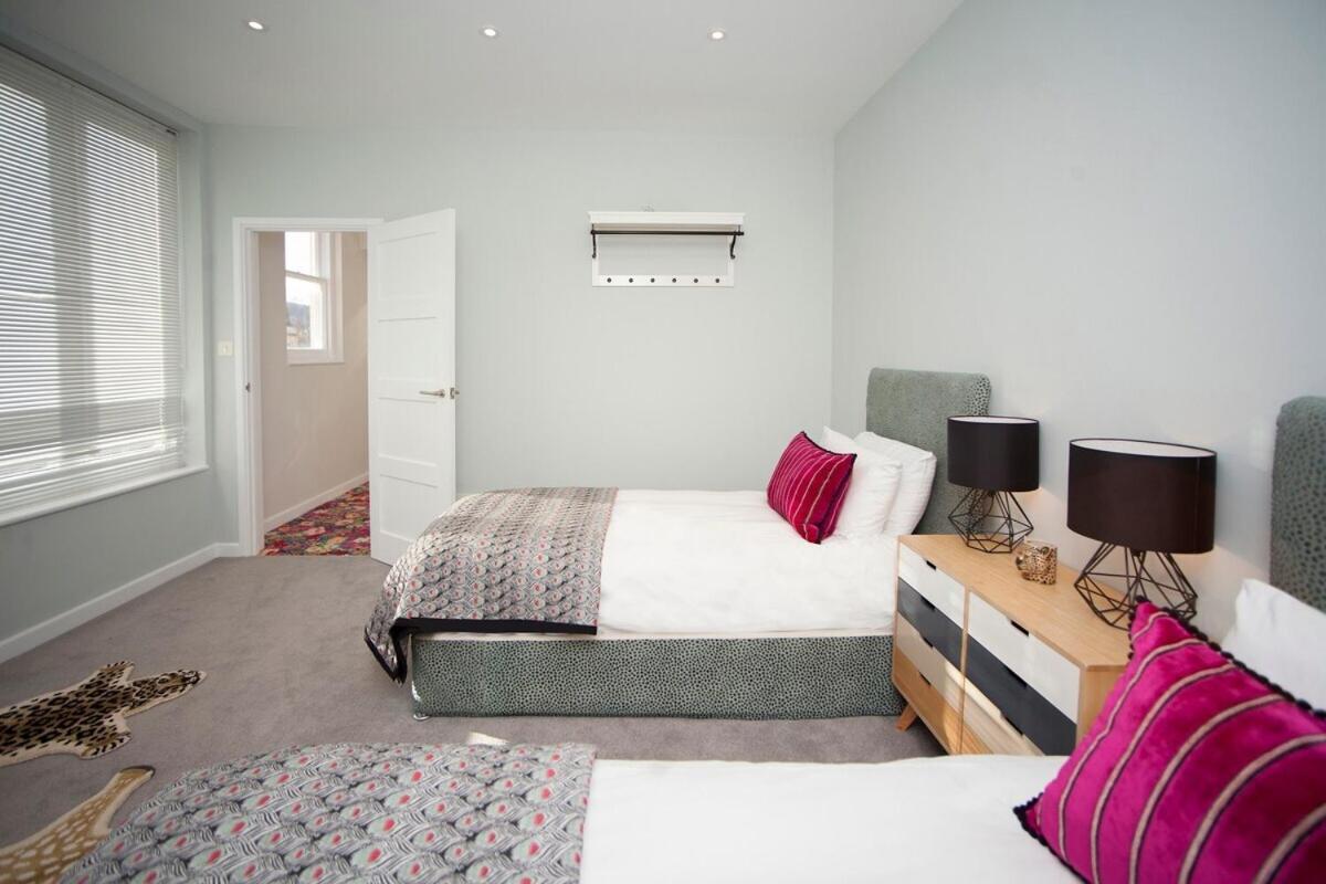 ※ Spacious Georgian Coach House & With Parking Bath Buitenkant foto
