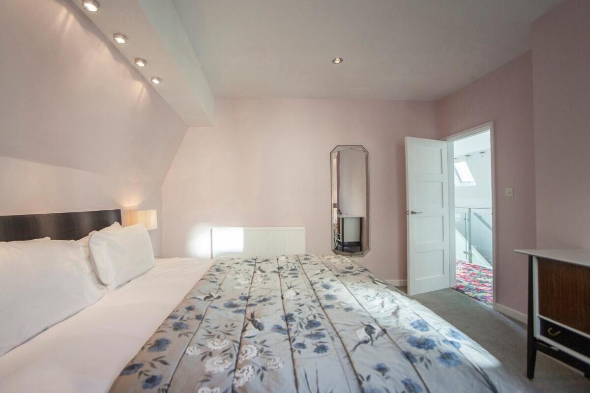 ※ Spacious Georgian Coach House & With Parking Bath Buitenkant foto